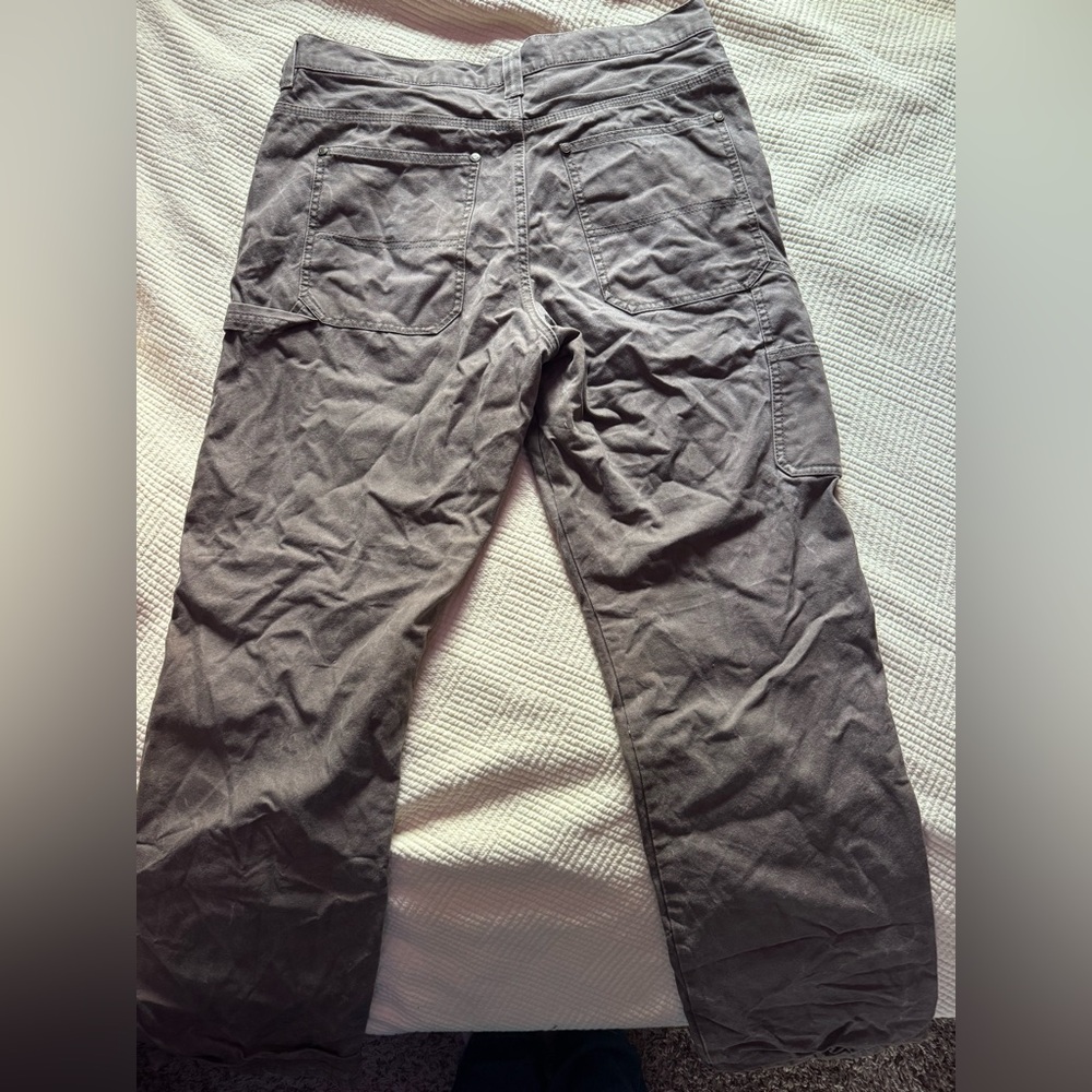 Men's insulated work pants size 34/34 lightly worn